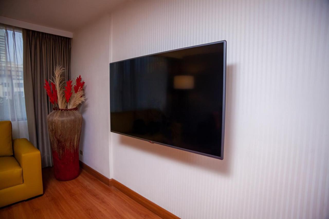 Bogota Plaza Hotel Εξωτερικό φωτογραφία A 4K television