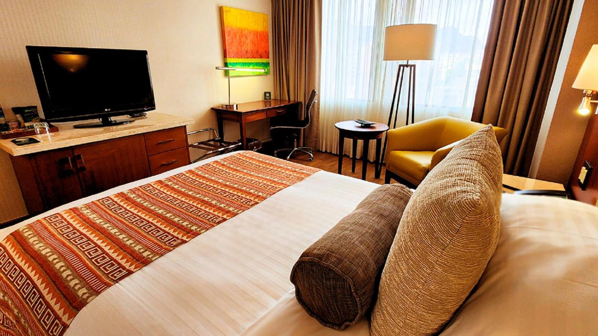 Bogota Plaza Hotel Εξωτερικό φωτογραφία A room at the hotel