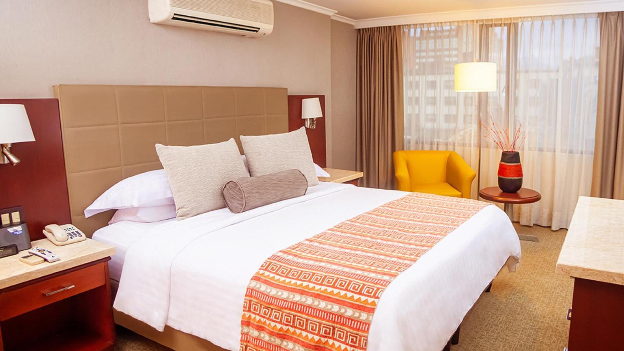 Bogota Plaza Hotel Εξωτερικό φωτογραφία A room at the hotel